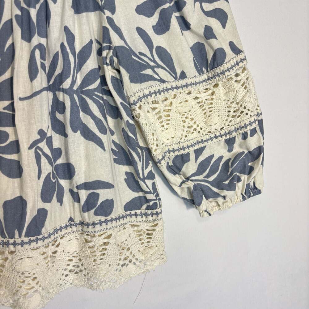 Christian Siriano Top Blue White Floral Bell Sleeve Linen Women M Boho Resort - Picture 5 of 13
